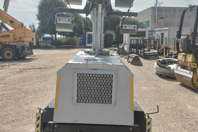 OmecoHub - Immagine LUXTOWER LUX-M12